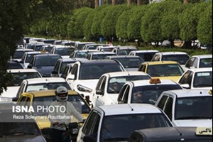 مدیرکل دفتر مطالعات و طراحی حمل و نقل شهری اهواز خبر داد: نظارت تصویری ترافیک در سراسر شهر اهواز/ اصلاح هندسی در محدوده ۳ بیمارستان