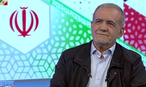 پزشکیان: اولویت رفتن به سمت سیاستهای کلی نظام است