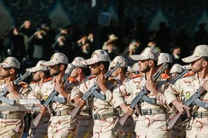 عضو هیات رئیسه مجلس: حقوق سربازان از پایان آذرماه ۲۰ درصد افزایش مییابد