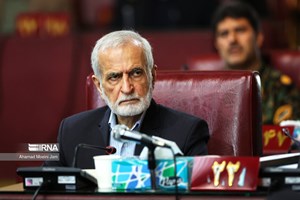 کمال خرازی: برای هر دو وضعیت آماده ایم؛ هم گفتوگو و هم مقابله با فشارها