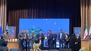 همایش تجلیل از راویان مقاومت؛ حسینیبای: به ما گفتند هیچکدامتان زنده برنمیگردید