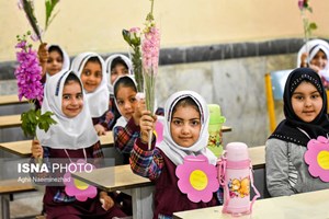 جشن «غنچهها» فردا برگزار میشود/ پیشبینی ورود بیش از ۷۰۰ هزار نوآموز به پیشدبستانی