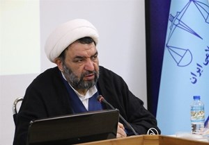 مشاوره حقوقی و ثبت نام رایگان سامانه ثنا در راهپیمایی ۲۲ بهمن