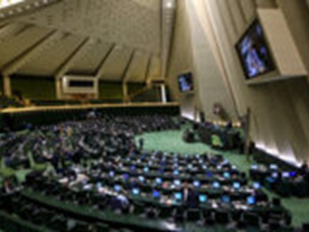 انتخابات هیأت رئیسه و ارسال پیامک‌های تهدید آمیز برای نمایندگان