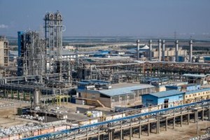 بهرهبرداری از ۲۷ میلیون دلار سرمایهگذاری صنعت پتروشیمی در سفر رییس جمهور به خوزستان