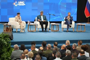 مادورو: ایران یکی از قدرتهای جهان چندقطبی خواهد بود