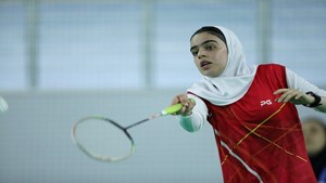 بازیهای آسیایی ناشنوایان؛ دختر بدمینتون باز ایران با شکست قهرمان جهان شگفتیساز شد