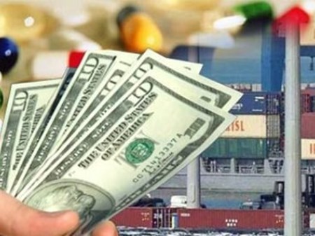 بانک مرکزی اعلام کرد: تامین ۶۳۶ میلیون دلار برای واردات کالاهای اساسی و دارو