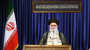 در دیدار مسئولان دستگاه قضا: رهبر انقلاب: آقایان نامزدها در مباحثات خود از اظهارات دشمن شادکن پرهیز کنند