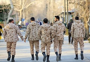 شرایط بستههای تشویقی مالی و اعطای گواهینامه برای سربازان و فرماندهان