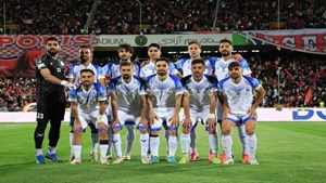 باخت ملوان مقابل پرسپولیس در لیگ برتر فوتبال