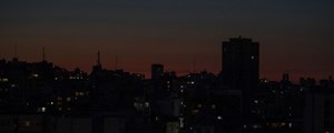 الجزایر به نیروگاه های لبنان نفت ارسال می کند