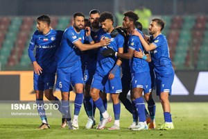 استقلال با یک غایب مقابل الشرطه
