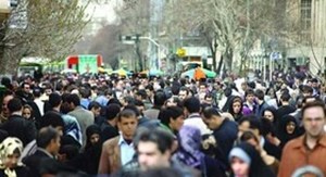 از سوی مرکز آمار اعلام شد: پیشبینی افزایش ۶۰۰ هزار نفری جمعیت کشور در سال آینده/ تعداد مردان همچنان بیشتر از زنان است