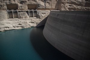 مدیرعامل سازمان آب و برق خوزستان: مخازن سدهای خوزستان تراز ۵۰ درصد منفی را نشان می‌دهند