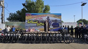 به مناسبت هفته نیروی انتظامی؛ همایش بزرگ پیادهروی خانوادگی در اهواز برگزار شد