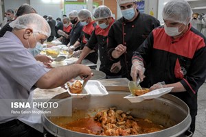 مهمترین نکات تغذیهای و بهداشتی در تهیه و توزیع غذاهای نذری