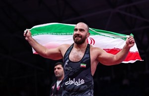 قهرمانان ایران پادشاهان فوقسنگین جهان