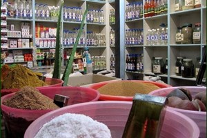 آماری از نشت متادون در عطاریها در دست نیست/ عطاری‌ها مجاز به فروش متادون یا داروی شیمیایی نیستند