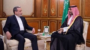 در دیدار با وزیر دفاع عربستان مطرح شد؛ عراقچی: کشورهای منطقه تلاش مضاعفی برای تقویت سازوکارهای امنیت درونزا به کار گیرند