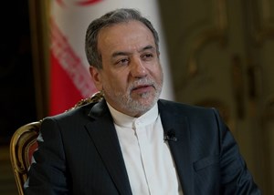 وزیر امور خارجه در گفتوگو با شبکه راشا تودی بیان کرد: اعلام آمادگی ایران برای توسعه نشستهای سهجانبه با چین و روسیه