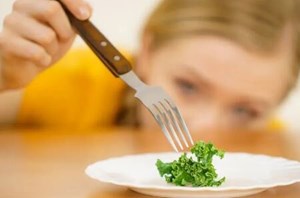 «غذاهراسی» چیست و چگونه درمان میشود؟