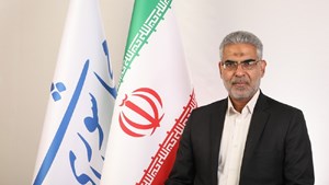 عضو کمیسیون اقتصادی مجلس: وزیر اقتصاد با استدلالی غلط نرخ ارز را افزایش داد/ برکناری رئیس بانک مرکزی کافی نیست