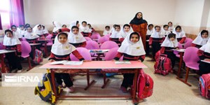 رئیس سازمان مدارس غیردولتی: کتابهای آموزش زبانهای خارجی بومیسازی میشود/تلاش برای رفع انحصار