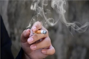 شیوع استعمال دخانیات و «سیگار الکترونیک» بین دختران/ مصرف دخانیات در رتبه چهارم آسیبهای اجتماعی کشور