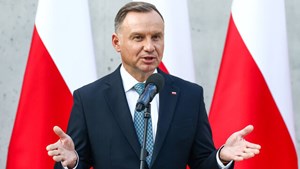 با تغییر موضع قبلی/ رئیس‌جمهور لهستان: هنوز تصمیمی درباره میزبانی از سلاح‌های هسته‌ای ناتو نگرفته‌ایم