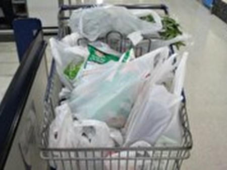توزیع رایگان کیسه‌های پلاستیکی در سراسر کشور ممنوع است