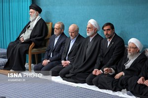 دیدار رمضانی کارگزاران نظام با رهبر انقلاب/ رهبر انقلاب: اصرار برخی از دولتهای قلدر برای مذاکره، به منظور حل مسائل نیست